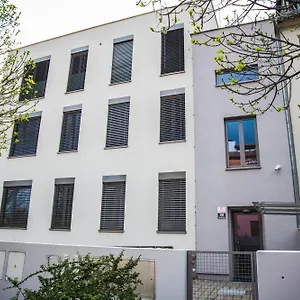Black Field Apartmán