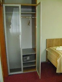 Hotel Vaka Brno 4*,